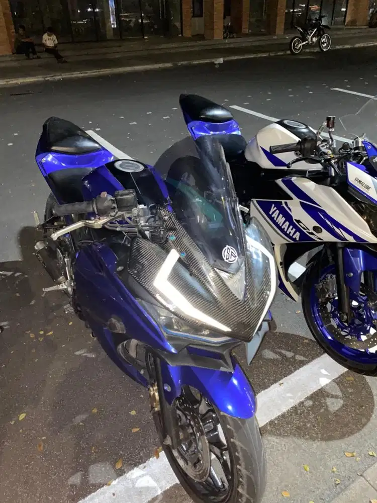 Yamaha r25 2015