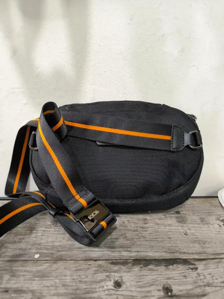 Hand bag Tumi McLaren