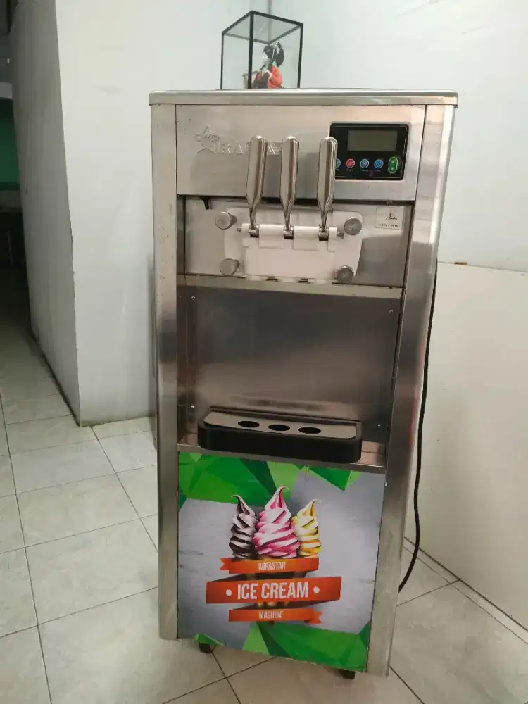 Mesin ice cream 3 tuas