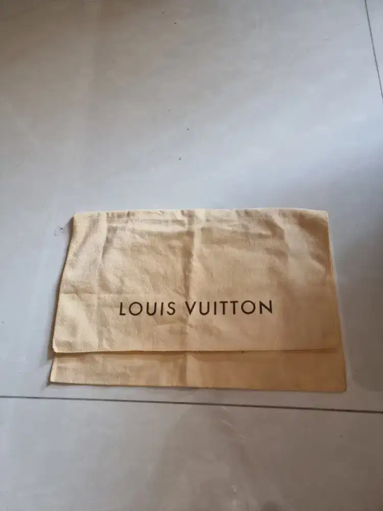 Sarung tas LV original dll