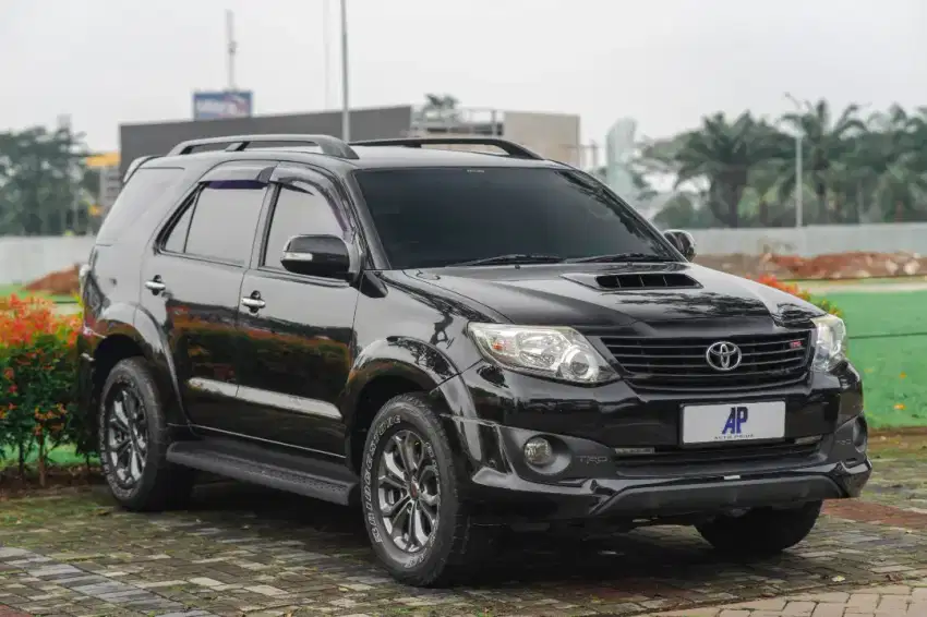 Toyota Fortuner VNT TRD AT 2015 Pajak panjang