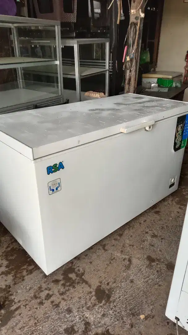 Freezer Box RSA 420 Liter seri CF-460 masih Original Pabrik
