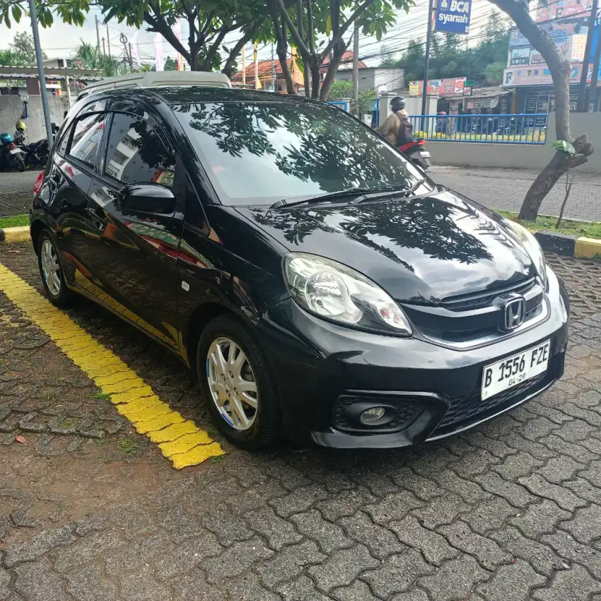 Brio e manual 2016 3 JT dapet Brio angsuran 2,9