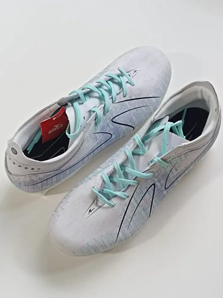 Sepatu Bola Specs Hyperspeed 3 FG