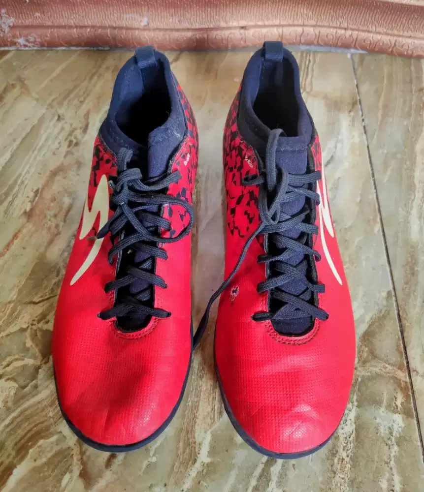 Sepatu Futsal Specs Forza