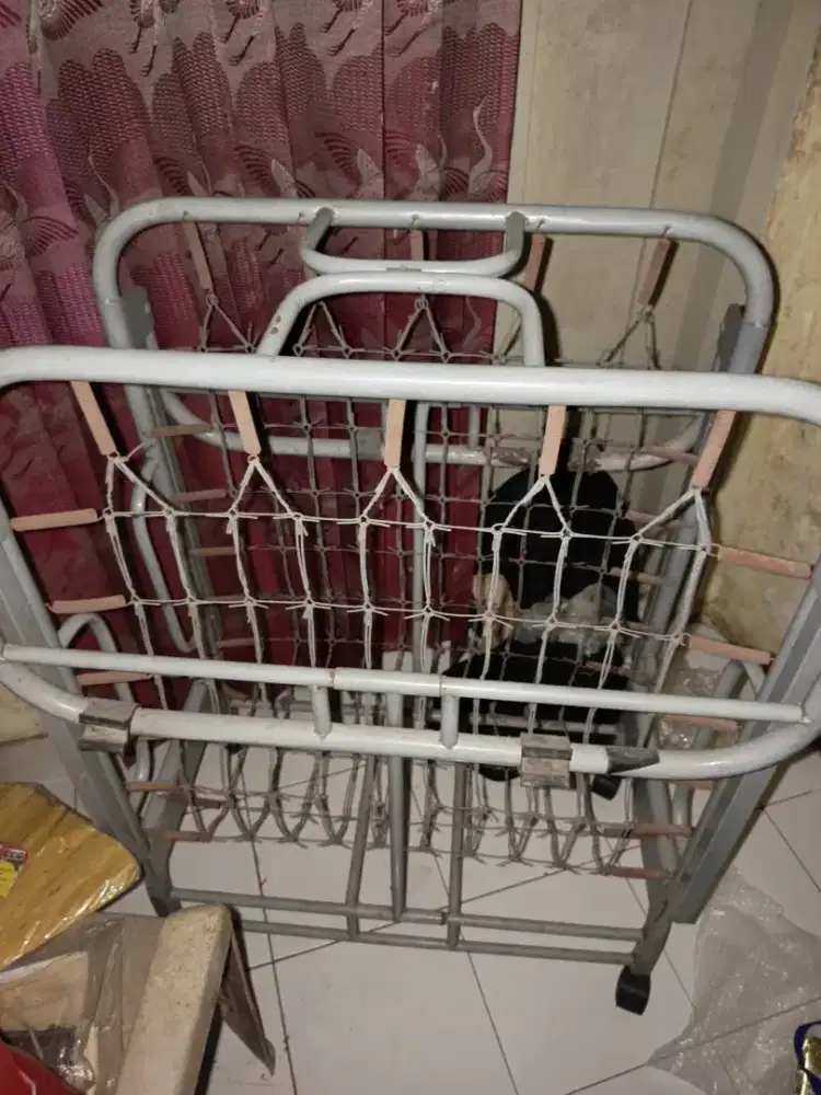 Dipan + kasur ambil semua