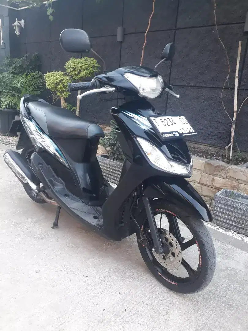 Yamaha mio 2009warna hitam
