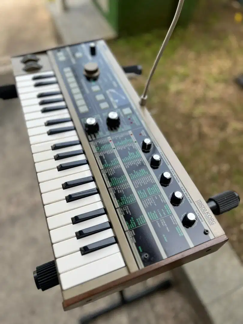 Synthesizer Korg Microkorg MK1 Fullset Like New