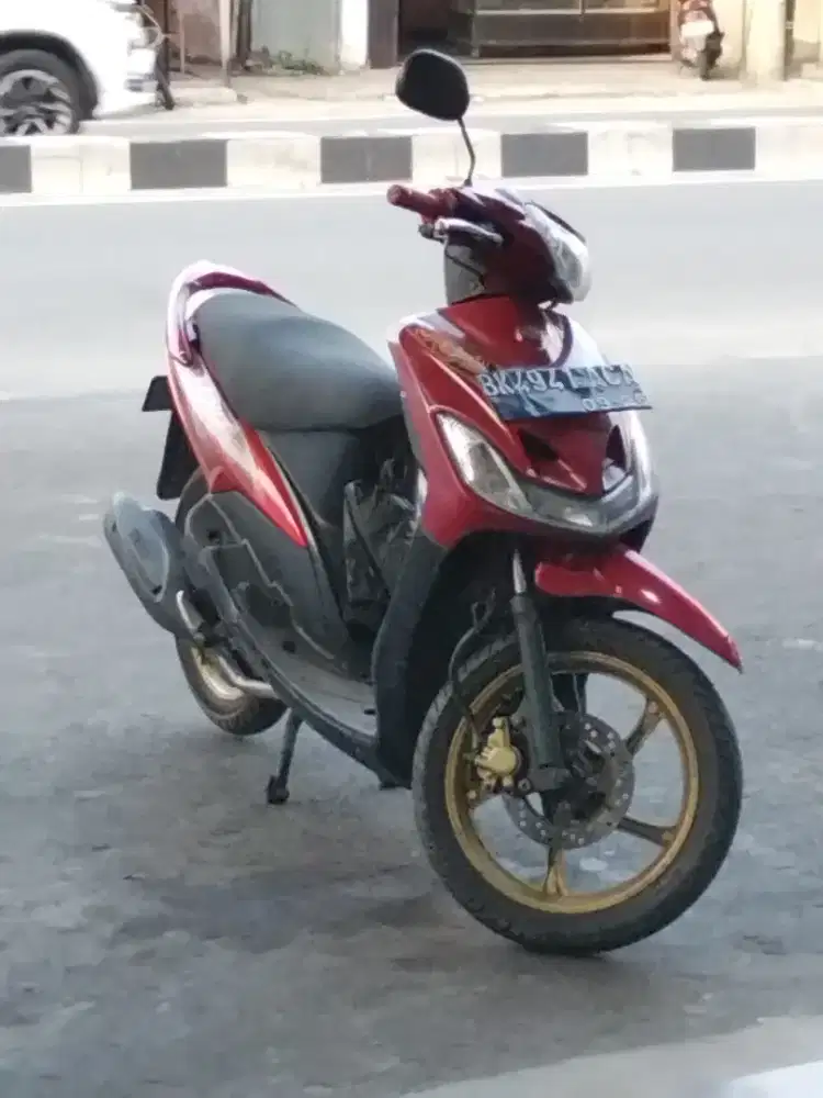 Mio THN 2011 all good kondisi. Dijual cepat bisa nego dikit aja.