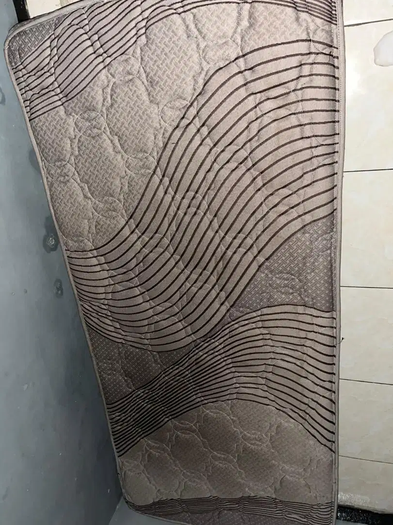 Kasur springbed