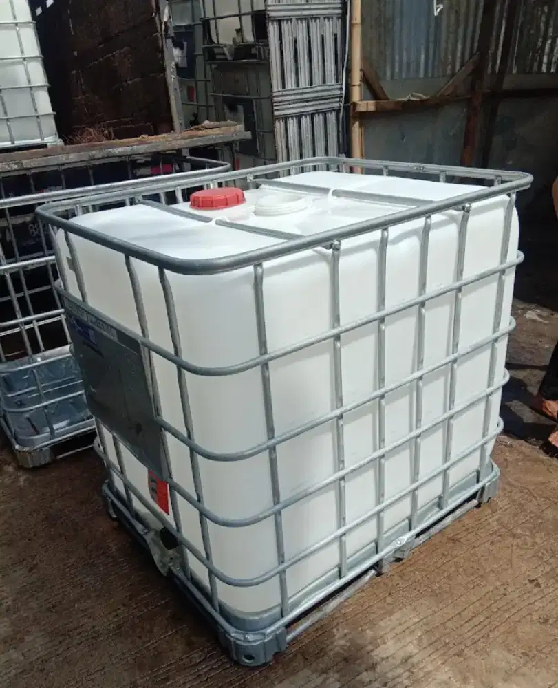 Kempu tandon IBC 1000L
