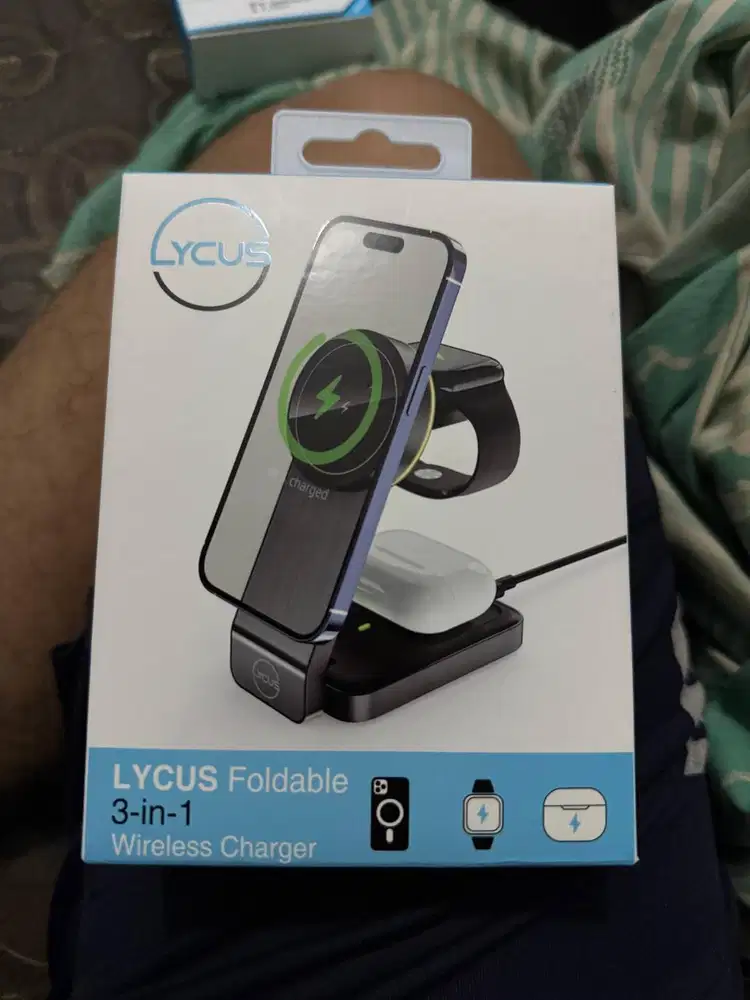LYCUS Grim Foldable 3-in-1 Wireless Charger Station