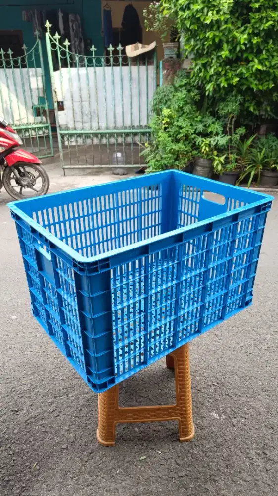 Keranjang plastik industri serbaguna