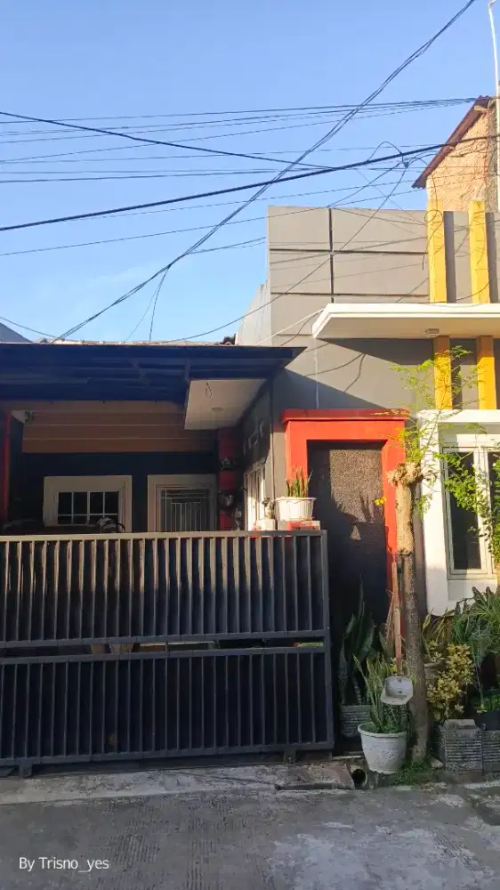 Rumah Minimalis Nempel Gading Serpong