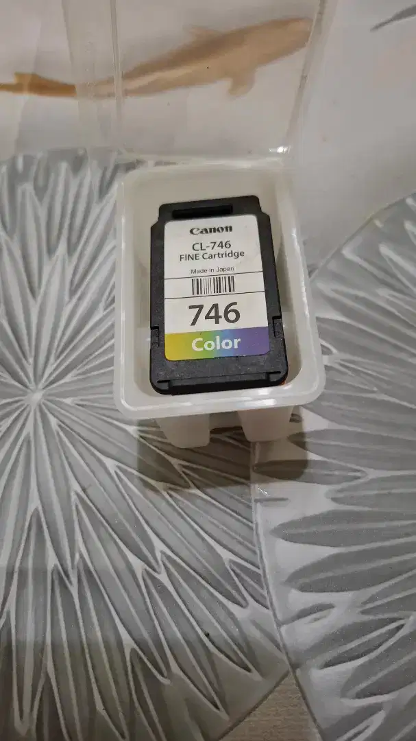 cardtridge canon 746 warna. belum pernah direfill.