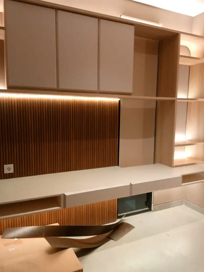MEJA BELAJAR / STUDY ROOM / LEMARI BUKU