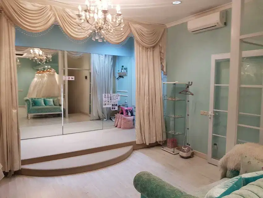 Ruko Sparks Semi Furnished Lantai di Gading Serpong
