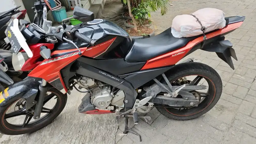 Jual Yamaha Vixion 2015 mulus
