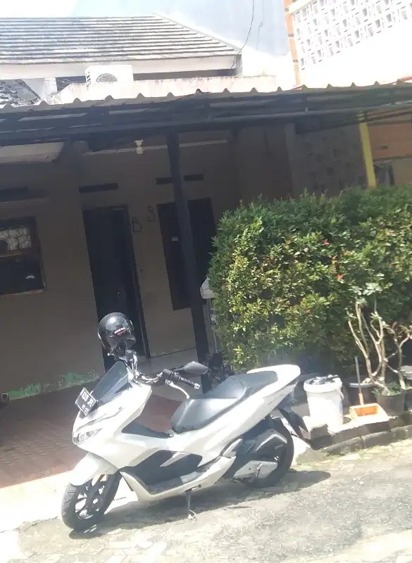 RUMAH STRATEGIS DI CLUSTER PADJAJARAN BINONG  TANGERANG