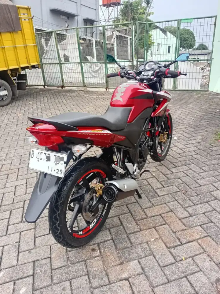 CB 150 R 2014 CASH ONLY PAJAK HIDUP SURAT LENGKAP BERGARANSI