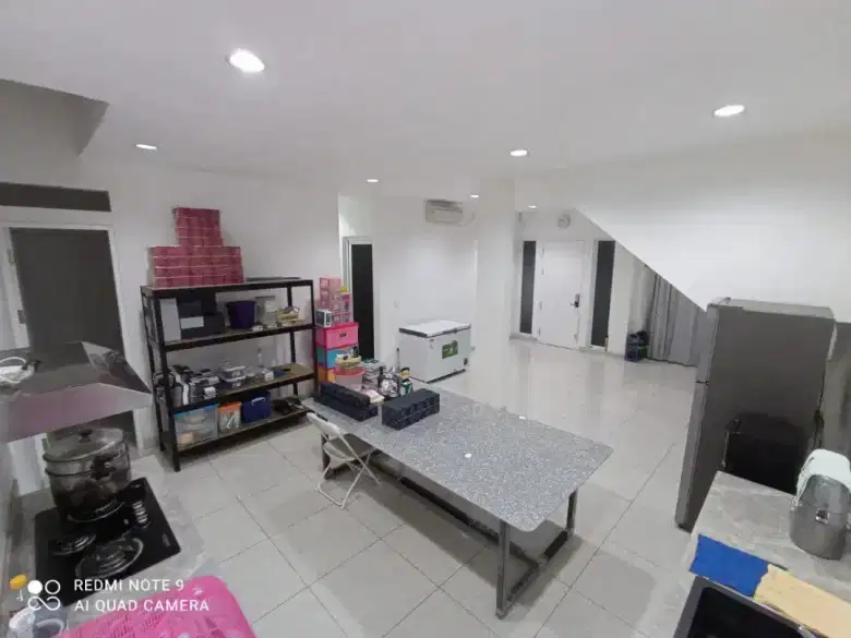 rumah siap huni di JGC Cakung