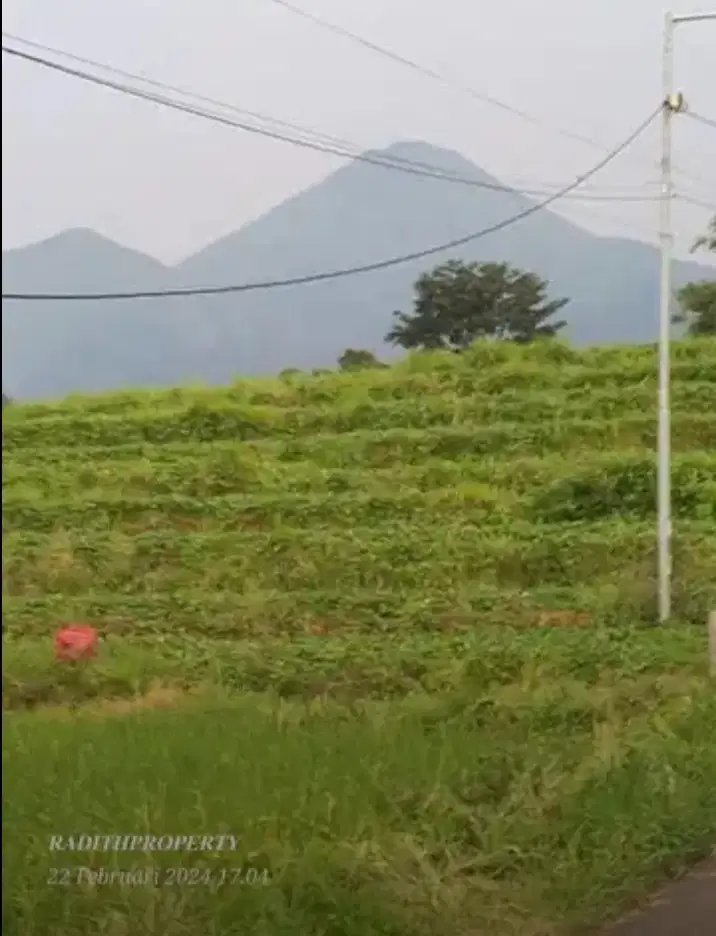 LAHAN  WISATA PACET SHM VIEW 2 GUNUNG