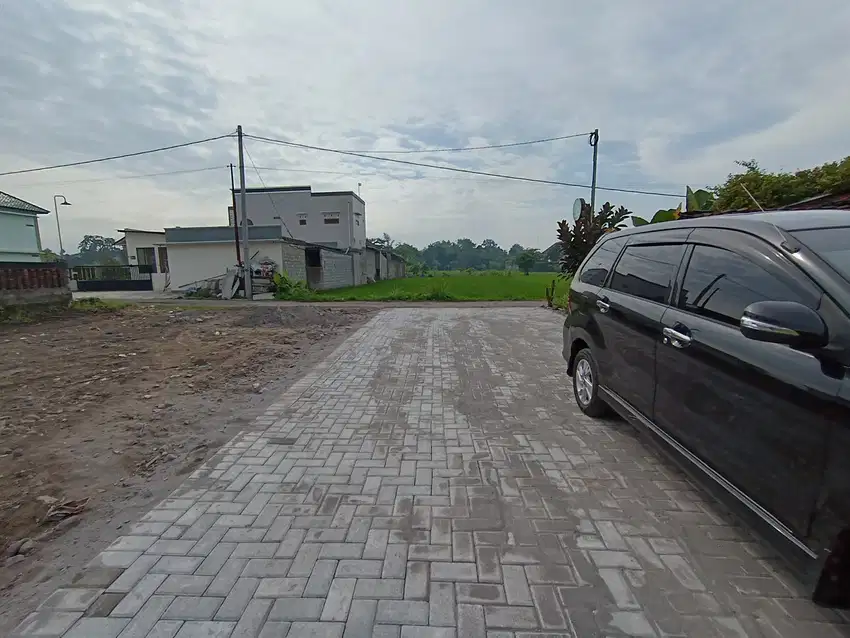4 JT-AN Tanah Jalan Kaliurang km 8 area Komersil Jogja