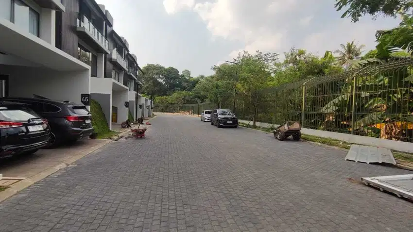 Dijual Tanah Kavling Sierra di Cluster Serenia Hills Lebak Bulus