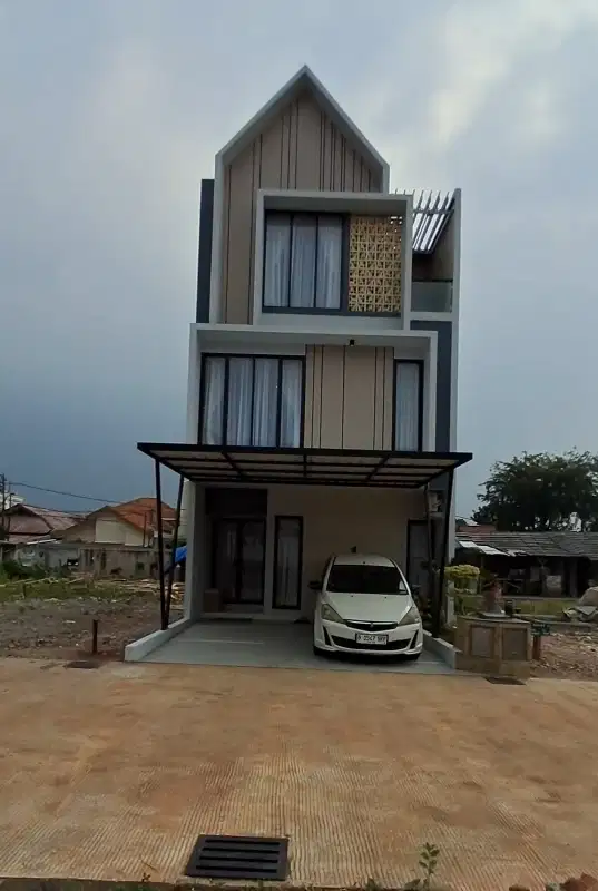 Rumah 3 Lantai Modern di Pejaten Jakarta Selatan Free Biaya-Biaya AC