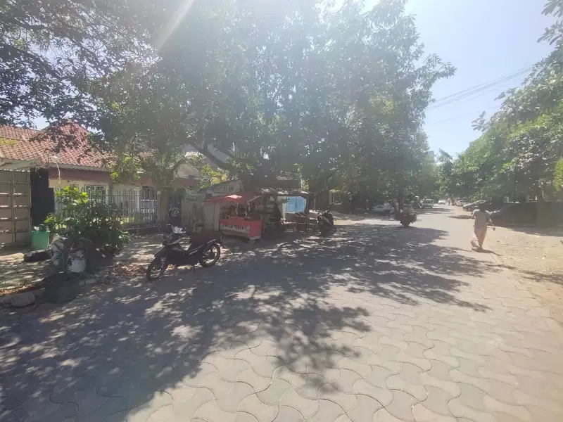 DIJUAL RUMAH SURABAYA PUSAT JALAN MAWAR LOKASI STRATEGIS