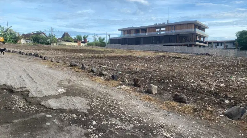 TANAH DI DEKAT PANTAI PERERENAN, CANGGU - BALI