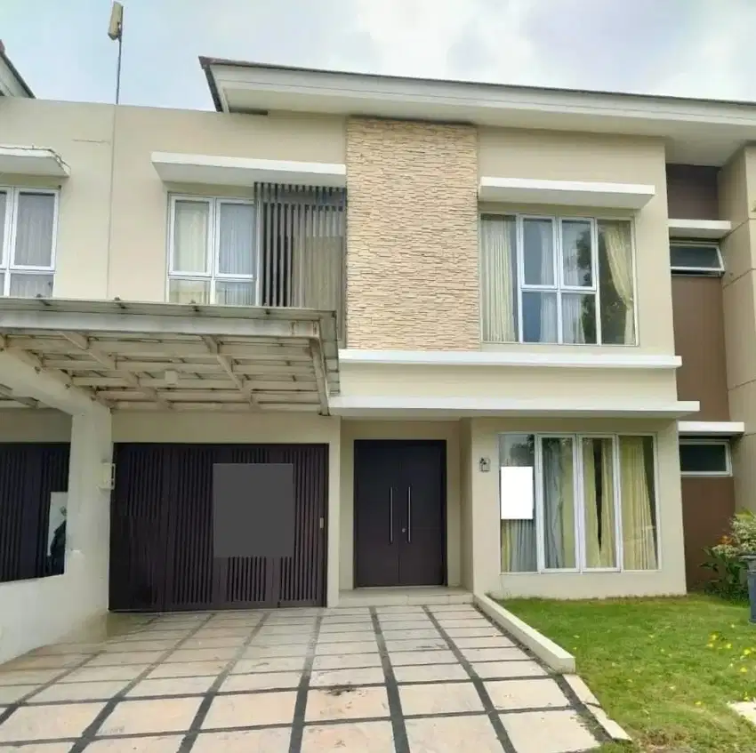 Rumah dijual komplek elite JGC cluster D'Banyan Jakarta Timur