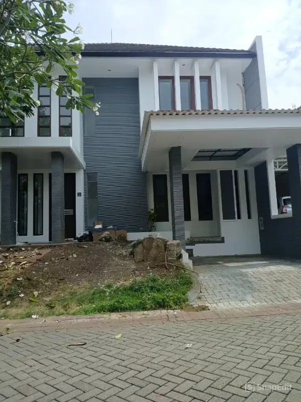 Disewakan Rumah Murah 2lt Hook Di Royal Park Citraland Surabaya Barat