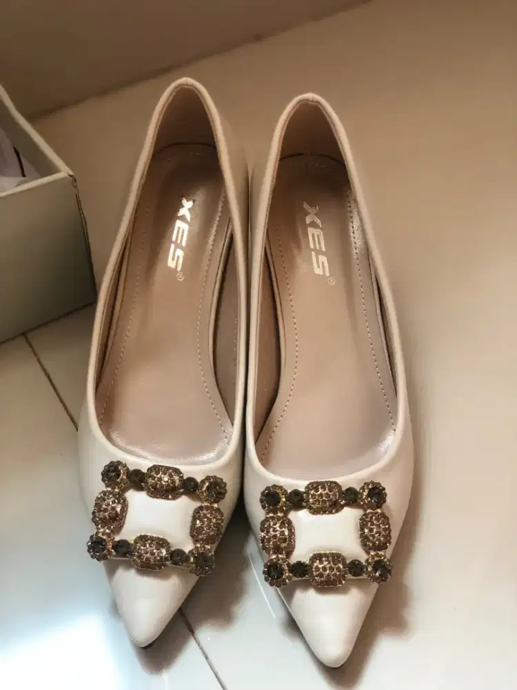 Jual Sepatu Cantik XES