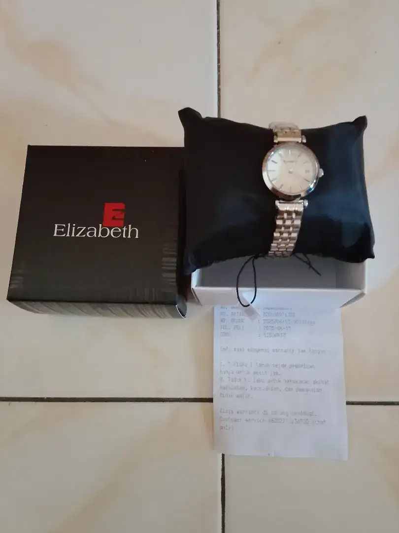 Jam tangan Elizabeth brand