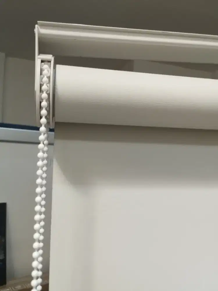 Roller blind blackout bekas bebas air dan panas