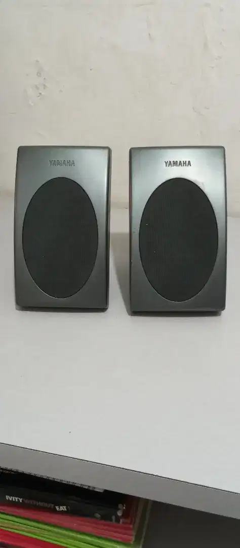 Speaker yamaha 4,ohm