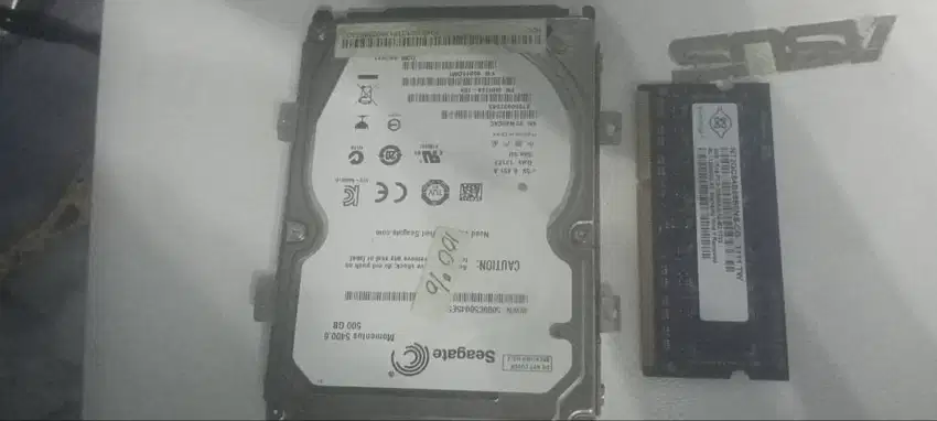 Hardisk laptop & Ram DDR 3 1 set siap pakai