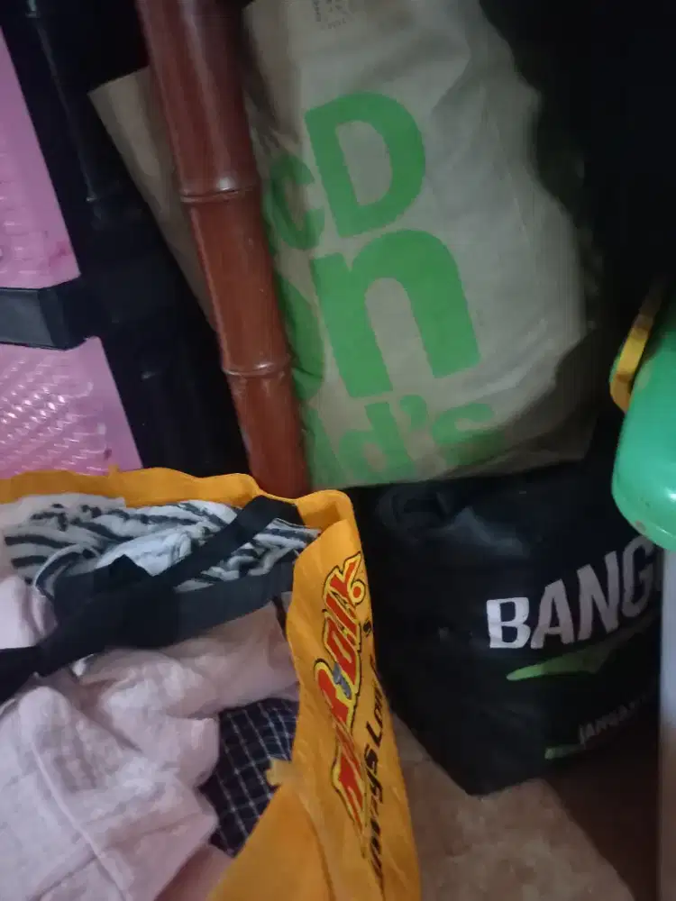 Baju atasan . Dress pl 40 picis.