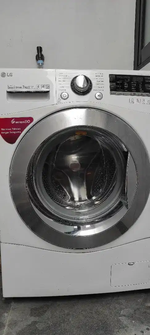 Mesin Cuci LG front loading 7kg