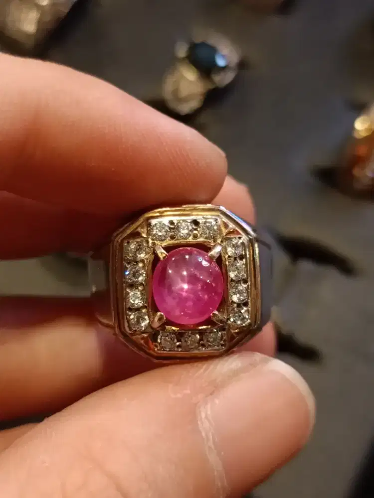 RUBY NATURAL CINCIN