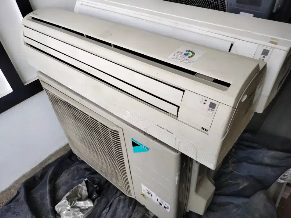 Pusat penampungan AC rusak dan bekas