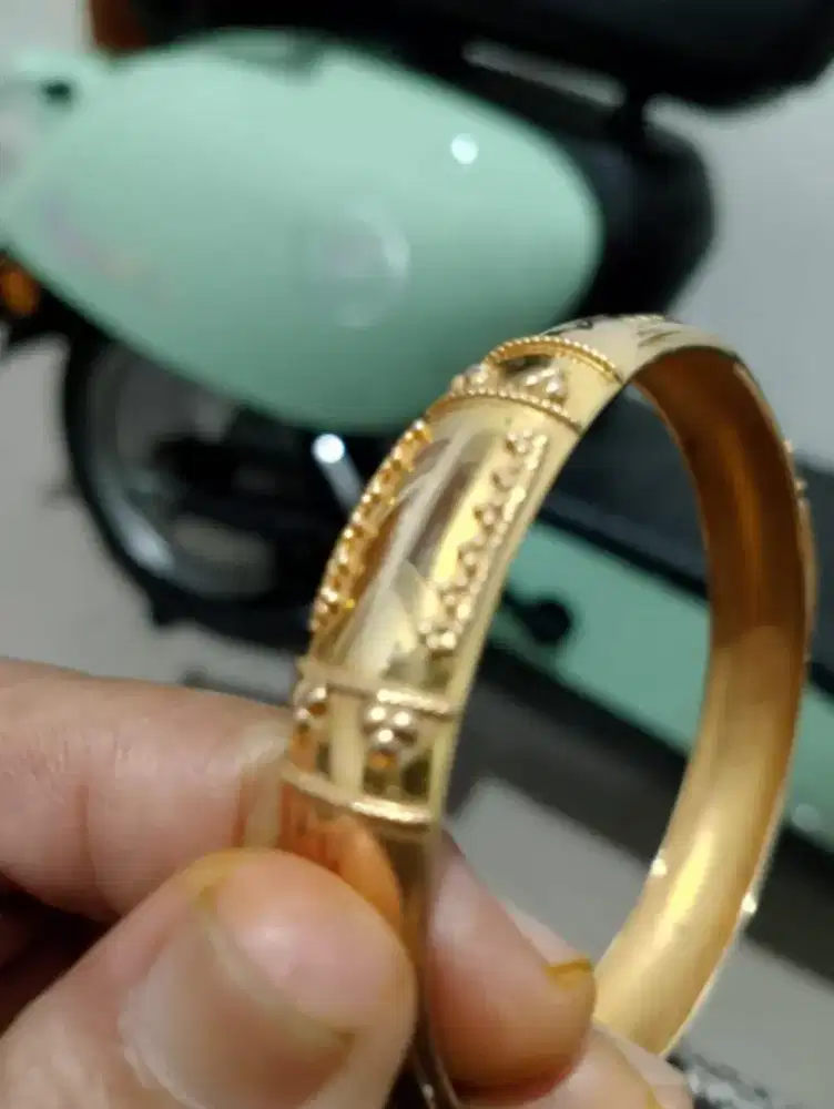 Tampung emas dan berlian di segala kondsi