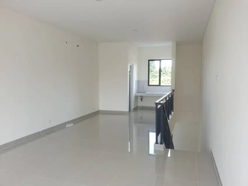Disewakan Ruko 3 Lantai Hampton Boulevard di Gading Serpong