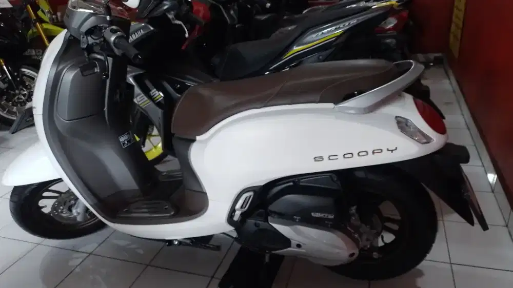 SCOOPY 2024 PRESTIGE ADA STYLIST ADA DP PROMO 500 RIBU HINGGA BULAN IN