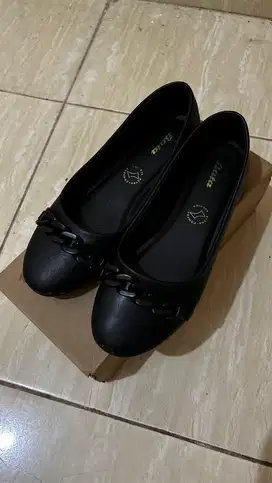 Flat shoes BATA