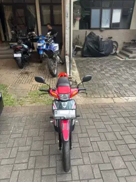 Yamaha F1ZR Caltex