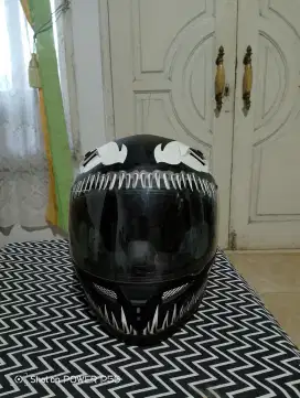 Helm full face venom