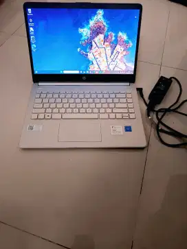 LAPTOP HP 14s-DQ0508TU, 4GBRAM/256GB SSD