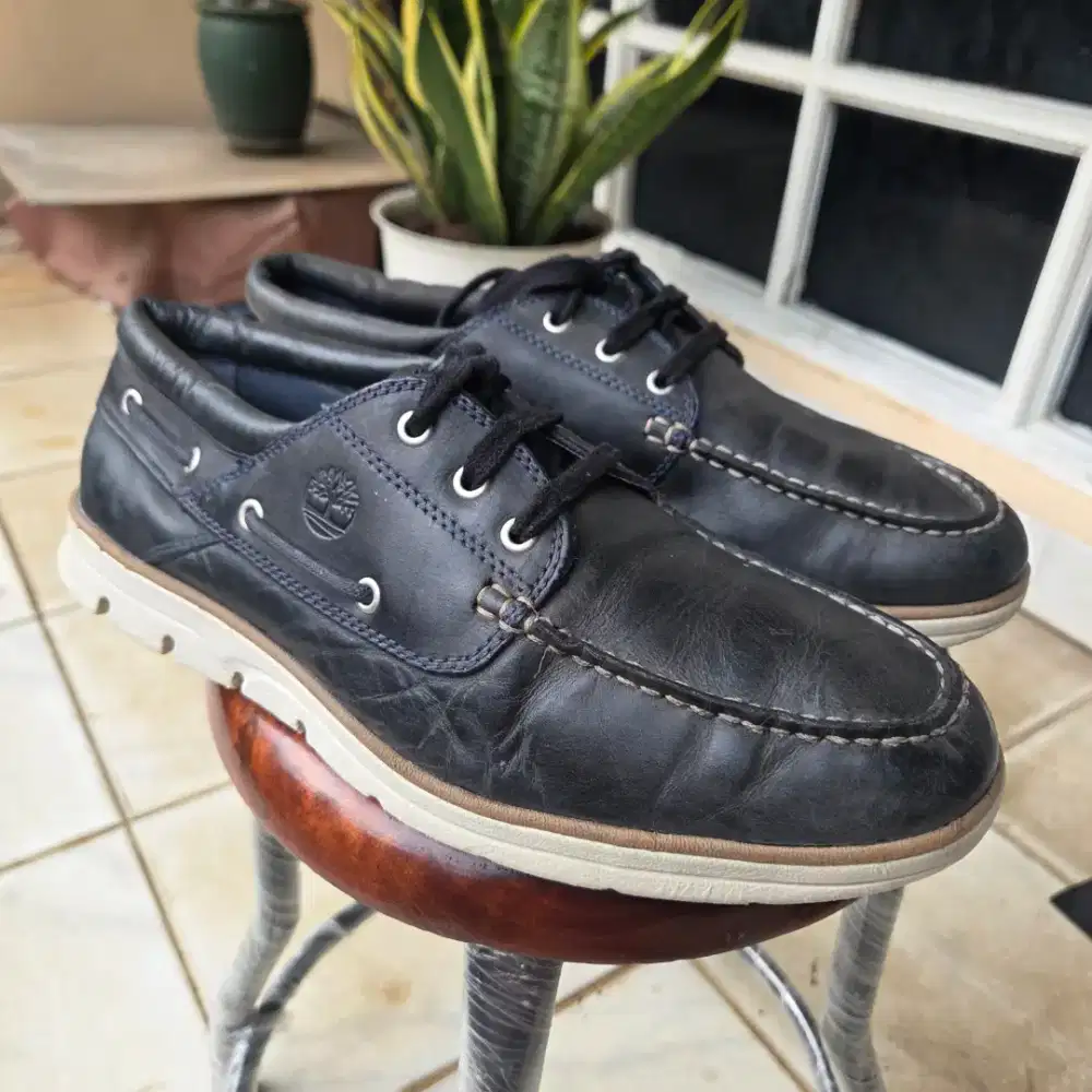 Second sepatu timberland loafer size 42